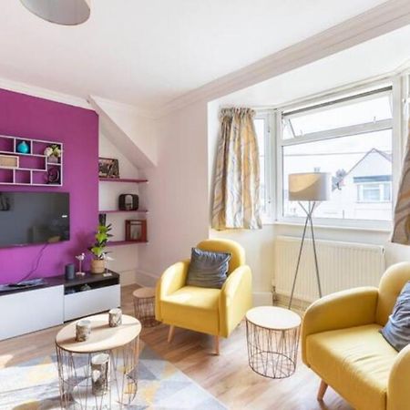 Cosy 1 Bedroom Flat Near Barking Town Centre المظهر الخارجي الصورة